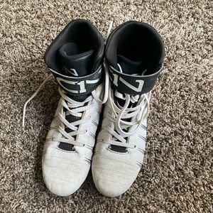 Under Armour C1N cleats 4.5y